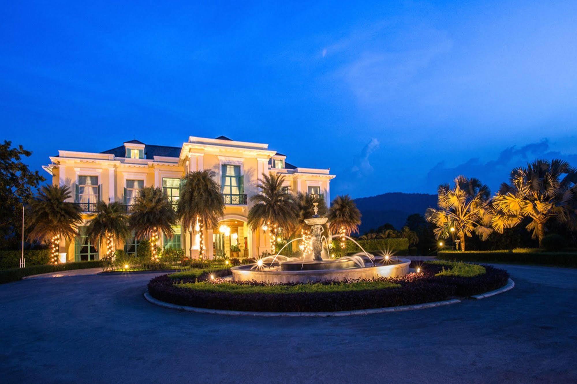 Chateau De Khaoyai Hotel & Resort Pak Chong Екстериор снимка