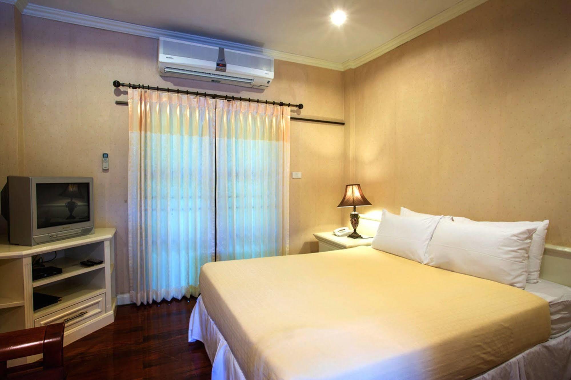 Chateau De Khaoyai Hotel & Resort Pak Chong Екстериор снимка